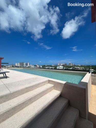 Apartment New Business Centric Loft With Gym And Pool *